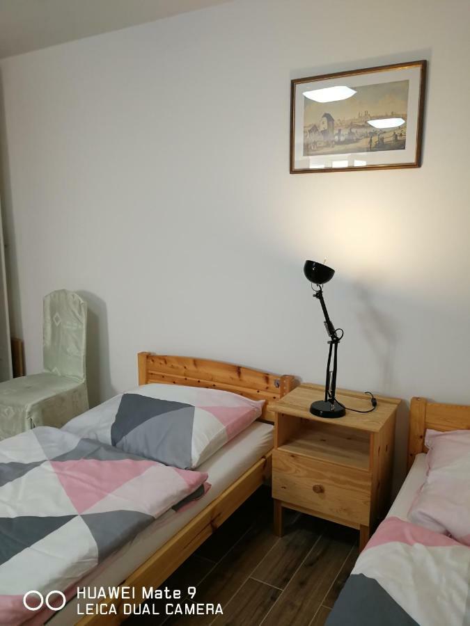 21A Comfortable Studio เทาฟ์เคอเคน ภายนอก รูปภาพ