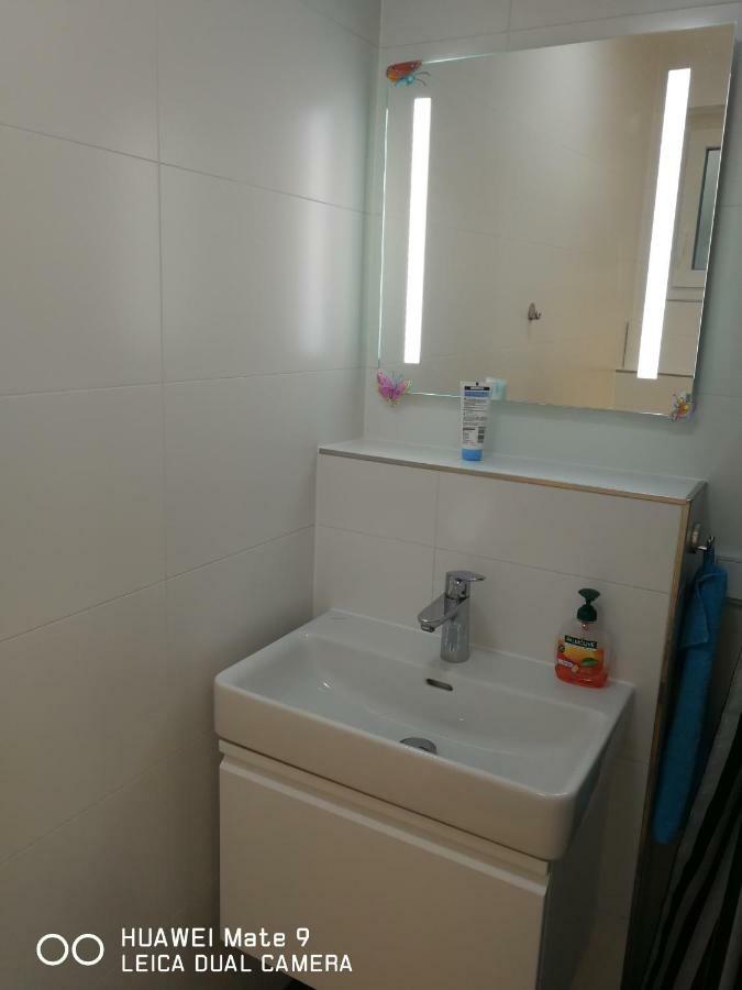 21A Comfortable Studio เทาฟ์เคอเคน ภายนอก รูปภาพ